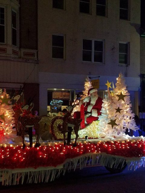 Christmas Parade 2021 Charleston Wv