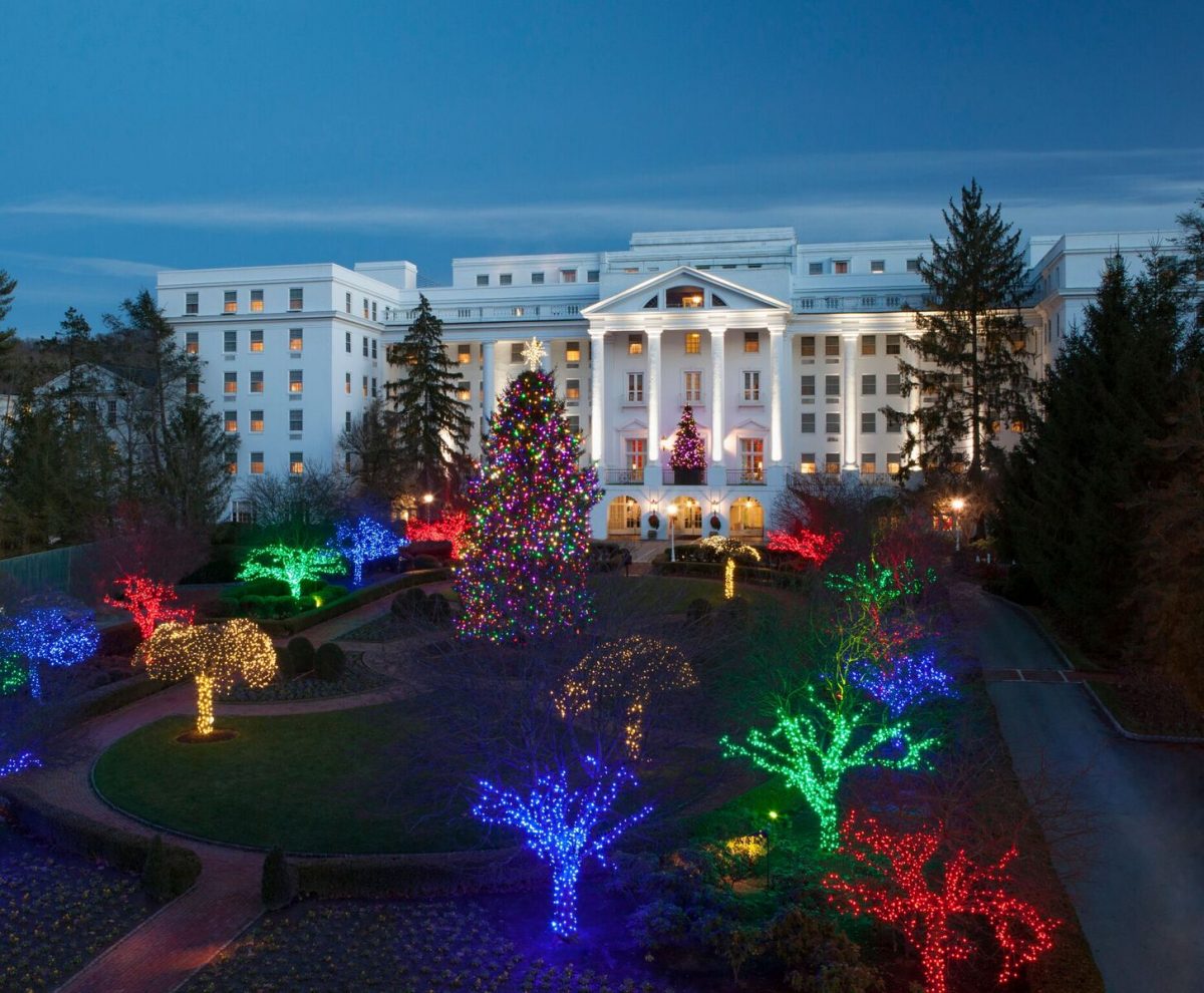 Nowhere goes more over-the-top for Christmas than this mountain retreat - Almost Heaven - West Virginia : Almost Heaven – West Virginia