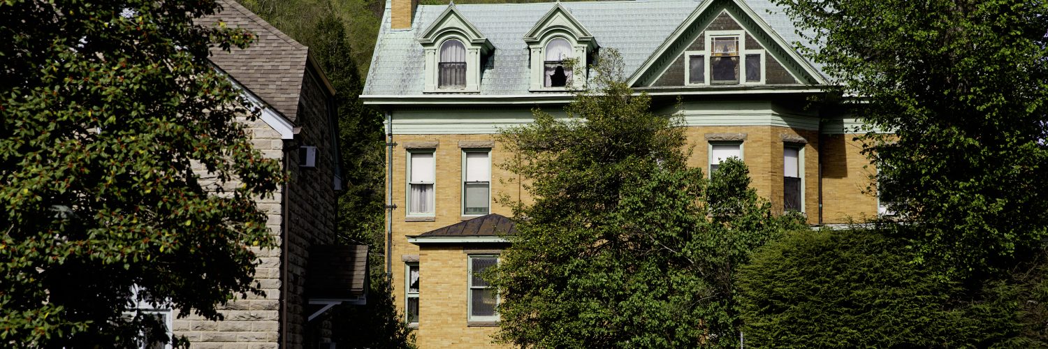 These 6 Magnificent mansions in West Virginia are stunning Almost