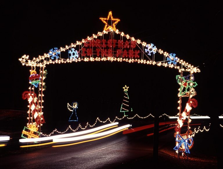 10 MustVisit Holiday Light Displays in West Virginia Almost Heaven