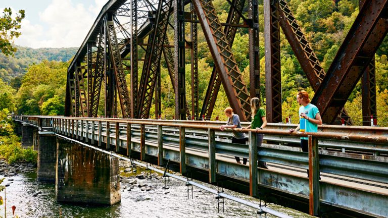 A Beginner's Manual to Guided Hikes In West Virginia - Almost Heaven ...