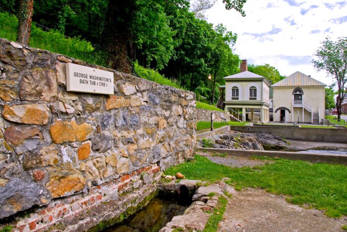 Berkeley Springs, George Washington's Bathtub