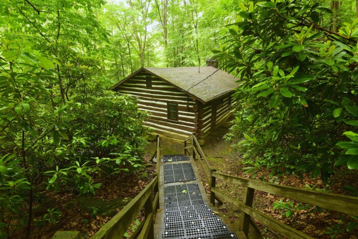 Babcock State Park, Cabin