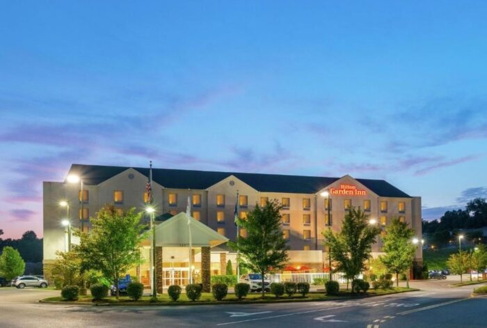 Hilton Garden Inn, Morgantown, Exterior