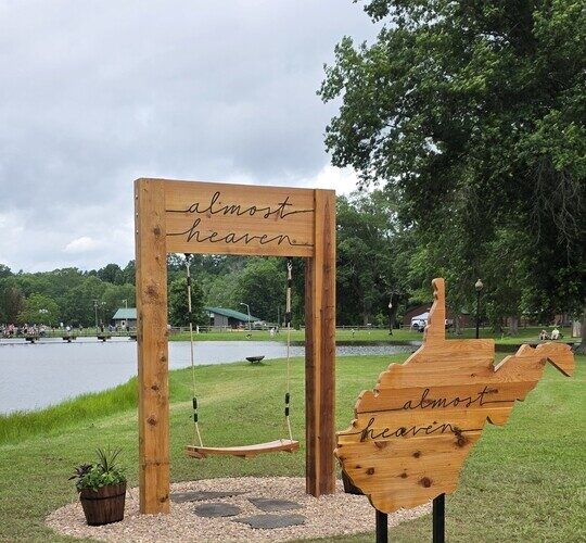 Almost Heaven Swing, Cedar Lakes